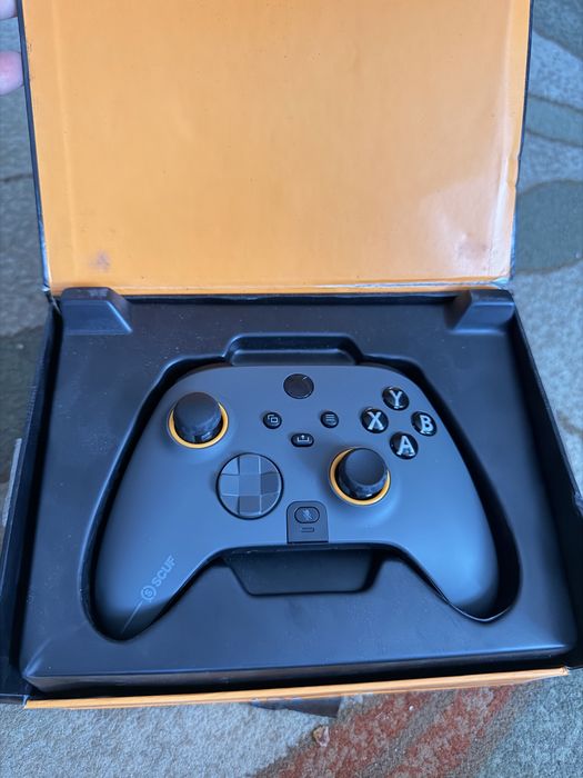 Pad scuf instinct