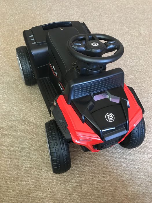 Каталка-толокар новая