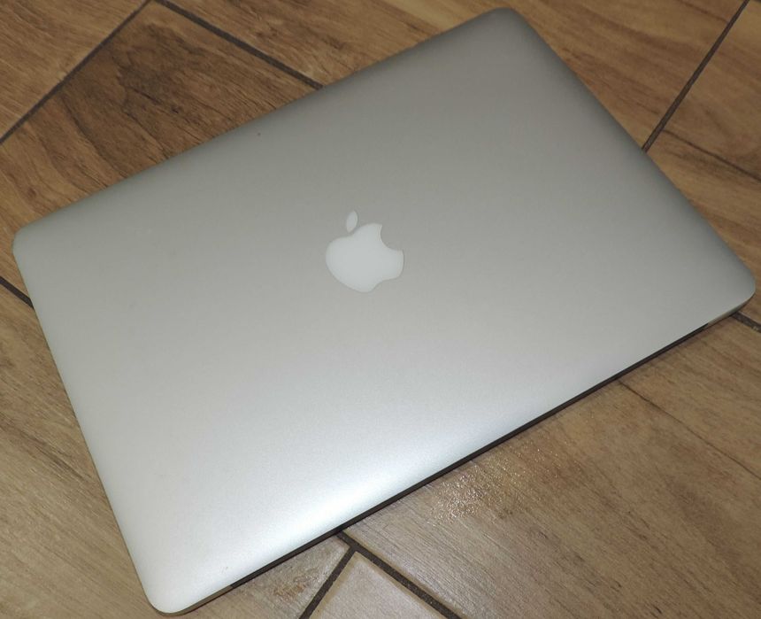 Macbook Air 13 i5 8GB 256GB gwarancja - Lapserwis Elbląg