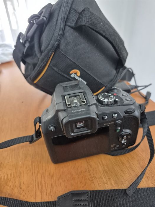 Vendo camera de fotografia  Panasonic