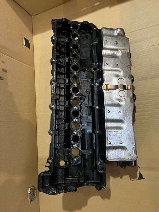 Клапанна кришка BMW 3.0d m57n m57n2 е60 е90 е65 е66 е53 е83 е70