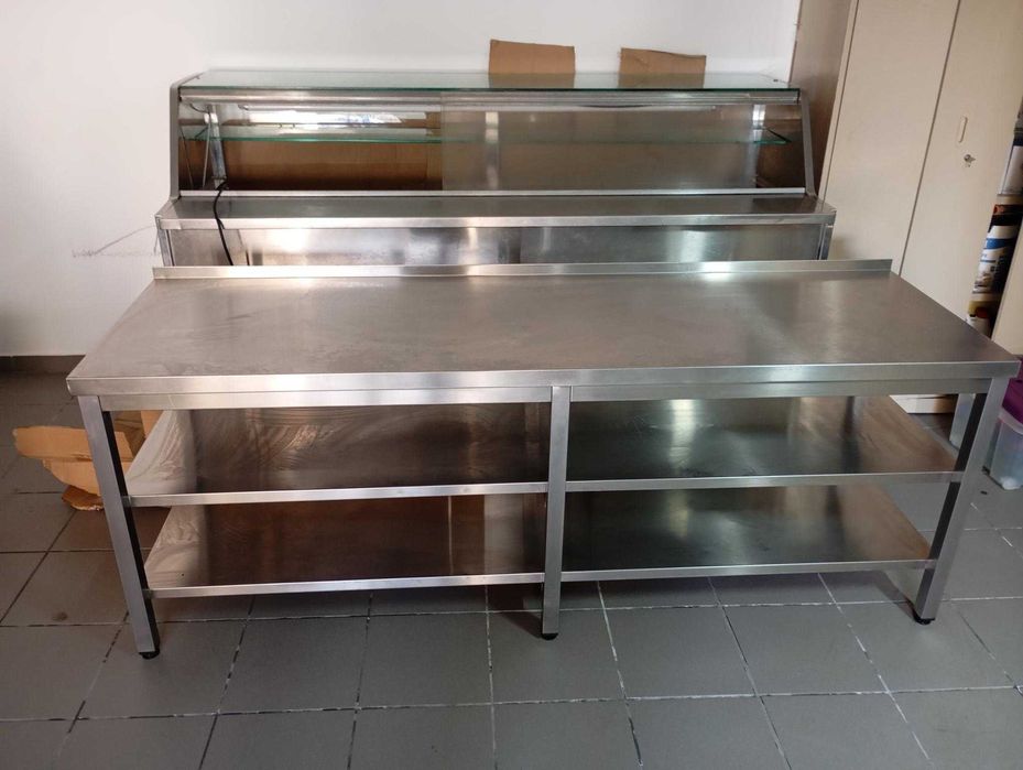 Bancadas de Inox praticamente novas
