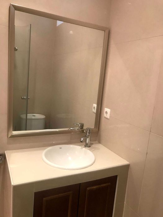 Quarto para arrendar em Alvalade