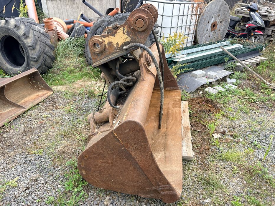 Lyżka skarpowa hydrauliczna Liebherr szybkozlacze  SW 33