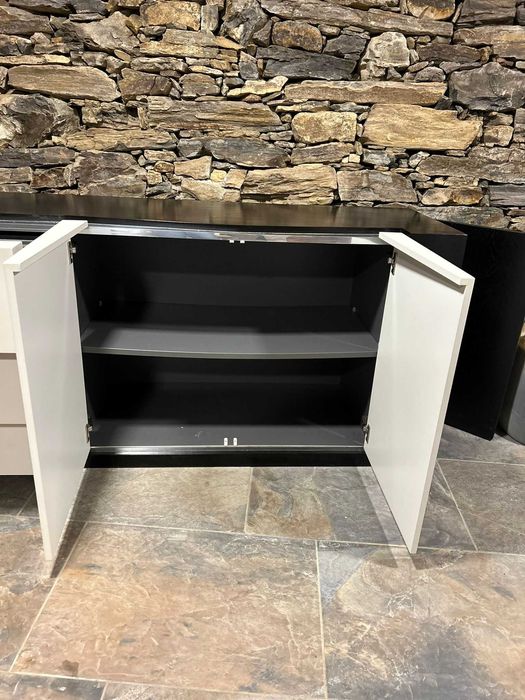 Aparador sala madeira maciça preto e branco 230x50cm