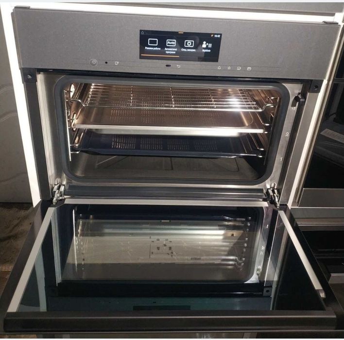 Духова шафа духовка пароварка пароконвектомат Miele DGC7840 DGC7845X