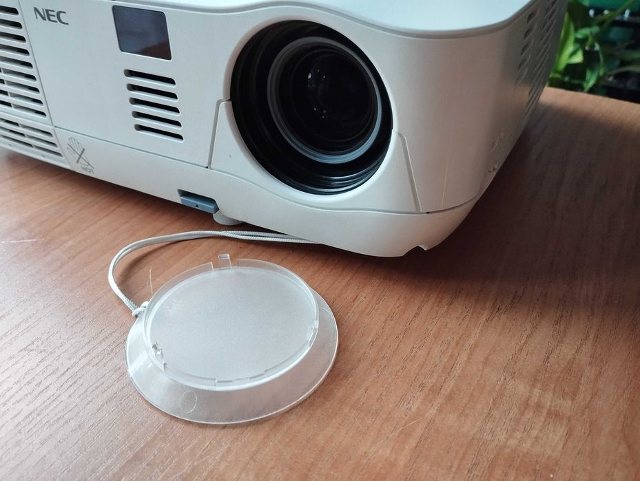 Projektor NEC NP-V260XG