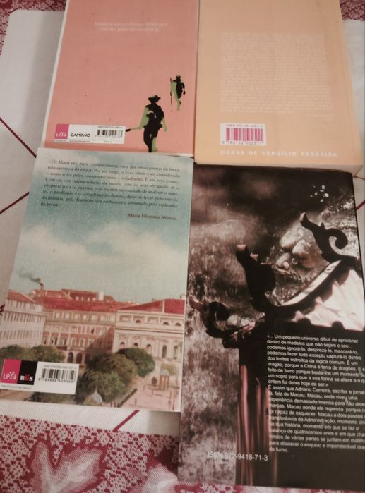 Livros de Romance de Vários Escritores Usados