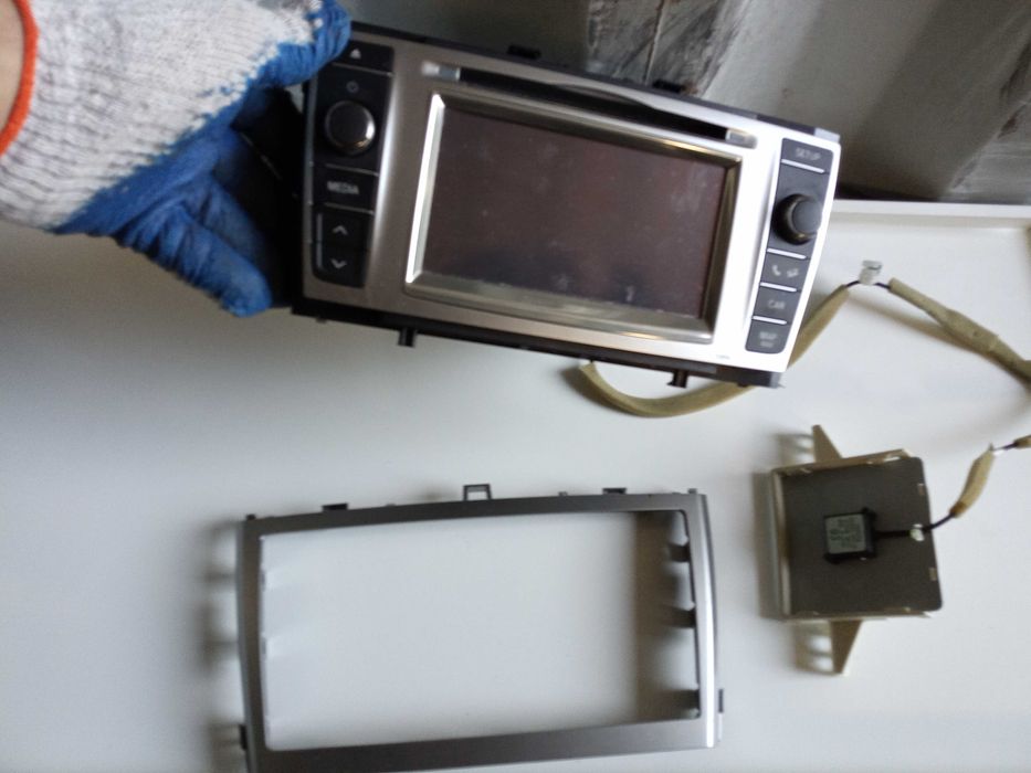 Toyota avensis t27 12-15 lift radio dotykowe fabryczne moduł navi