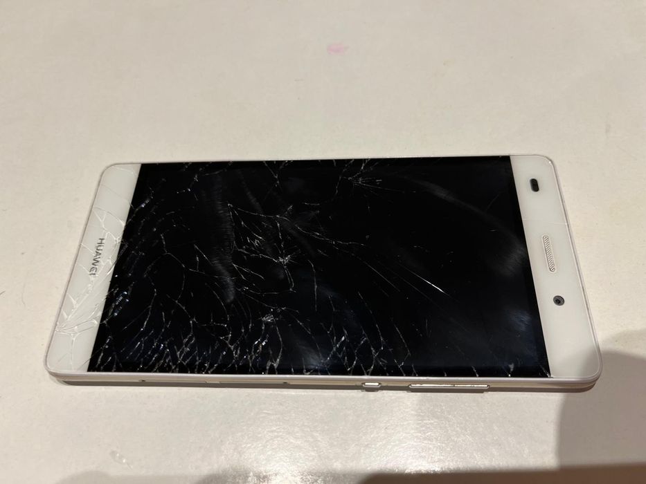 Smartfon Huawei P8 Lite 2/16GB LTE ALE-L21 Czarny |