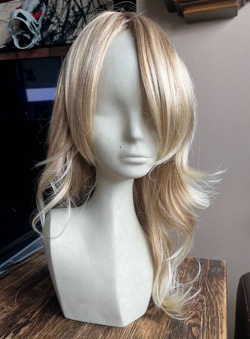 Peruka blond piękne długie włosy ombre fale cieniowane