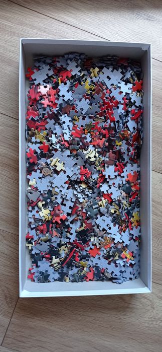 Puzzle dom z papieru 1000