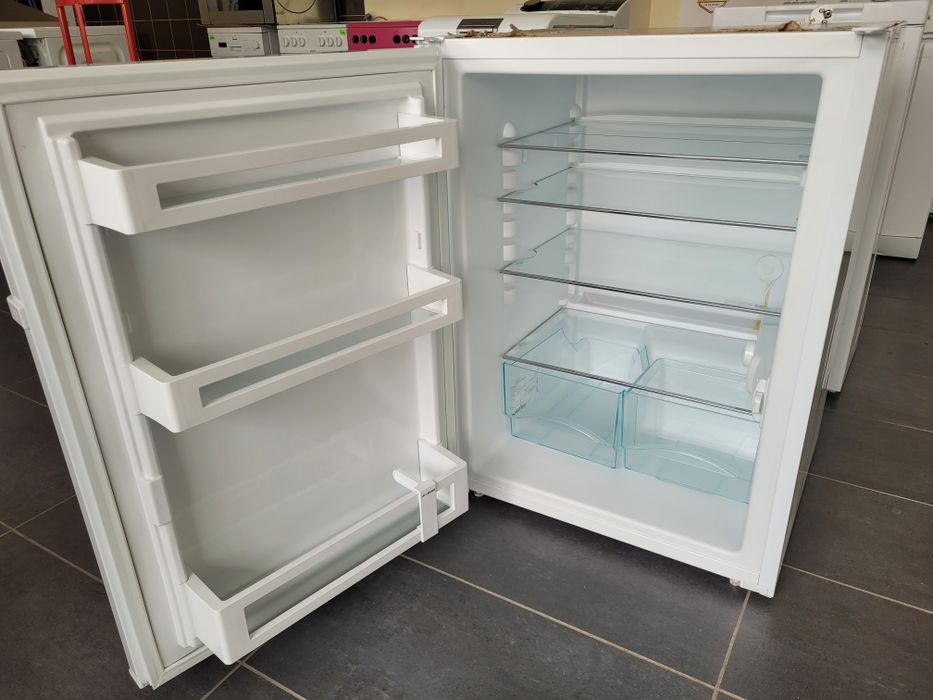 Sprzedam lodówkę podblatową firmy Liebherr z możliwością dostawy