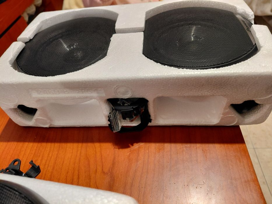 2 Kits de Colunas com Tweets para portas dianteiras  e tabliê