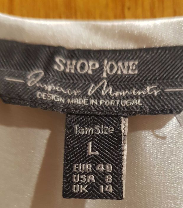 Blusa em cetim  Shop Jone branca tamanho L