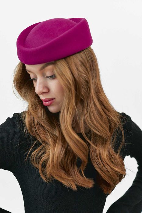 Жіночий фетровий капелюх пілотка з вовни ZUFI
