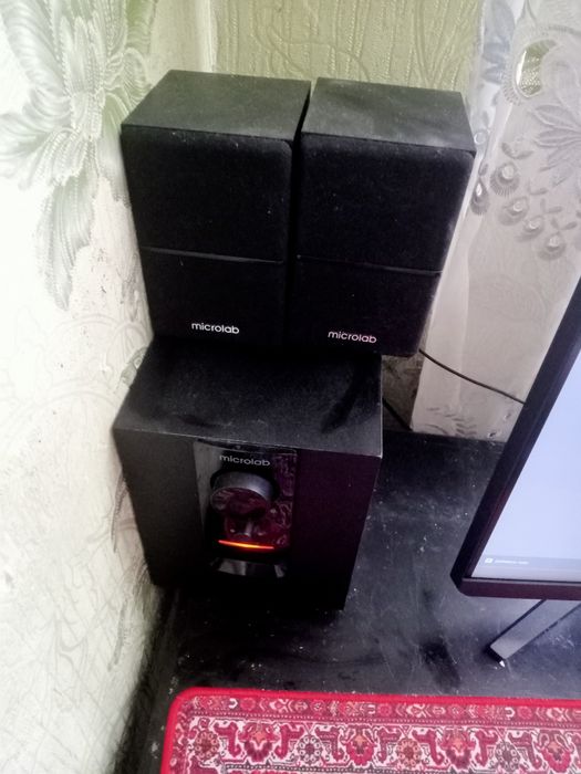 Продам колонки microlab m106
