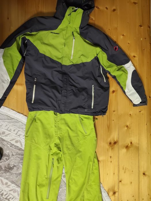Чоловічий лижний костюм