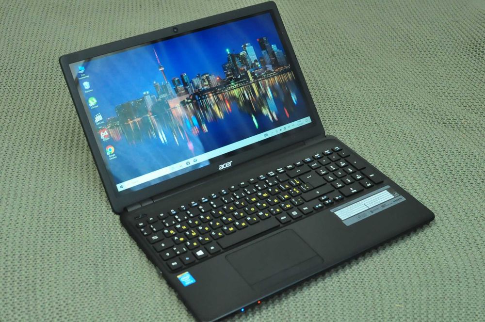 Сенсорный ноутбук Acer E1  (Core i5/12Gb/750Gb/video 2gb)