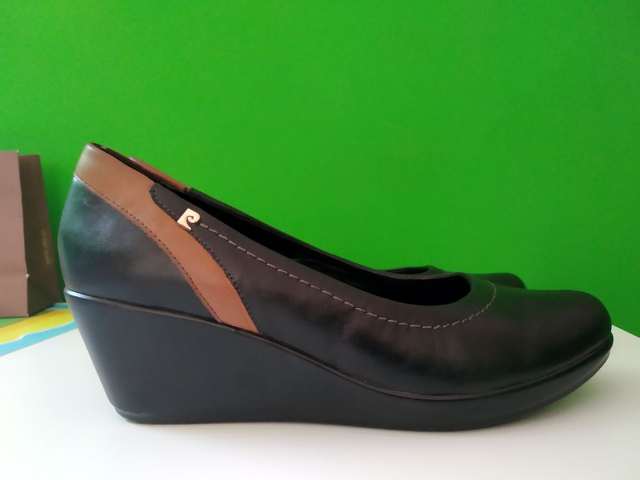 Nowe buty na koturnie