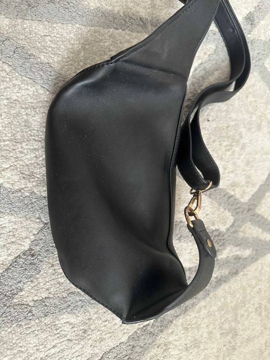 Сумка бананка від Mango