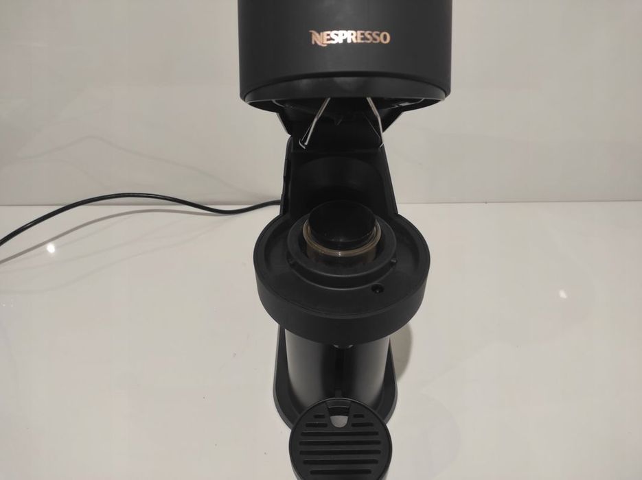 Ekspres kapsułkowy Magimix Nespresso Vertuo Next 15 bar srebrny/szary