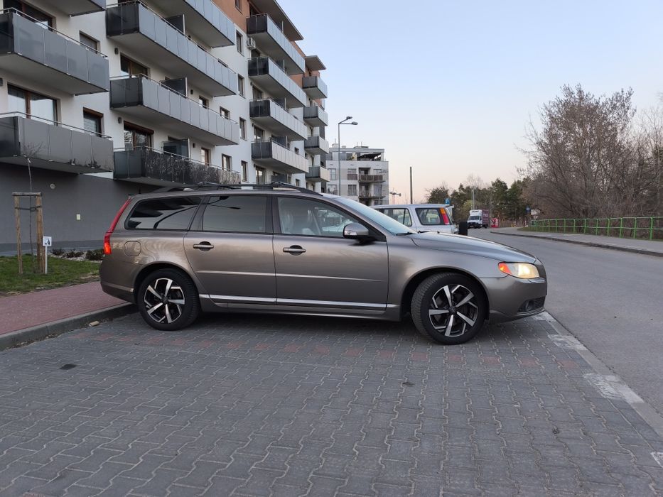 Volvo V70 2.4 D5 185 Summum