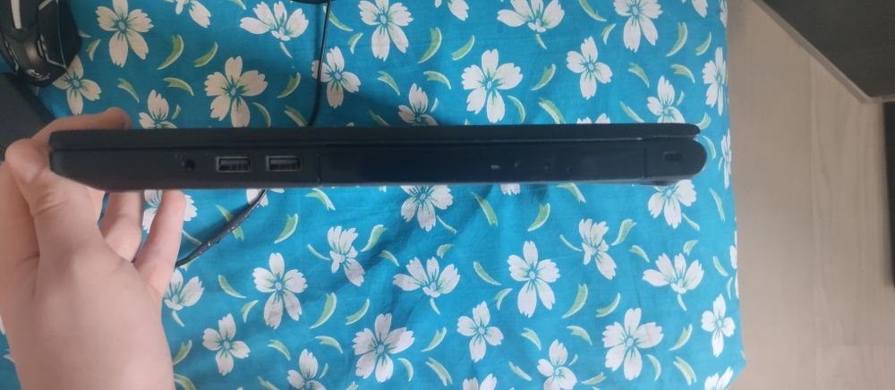 Dell Inspiron 15-3552