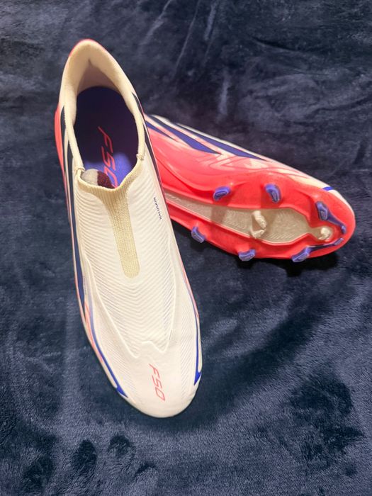 Chuteira Adidas F50 em otimas condicoes