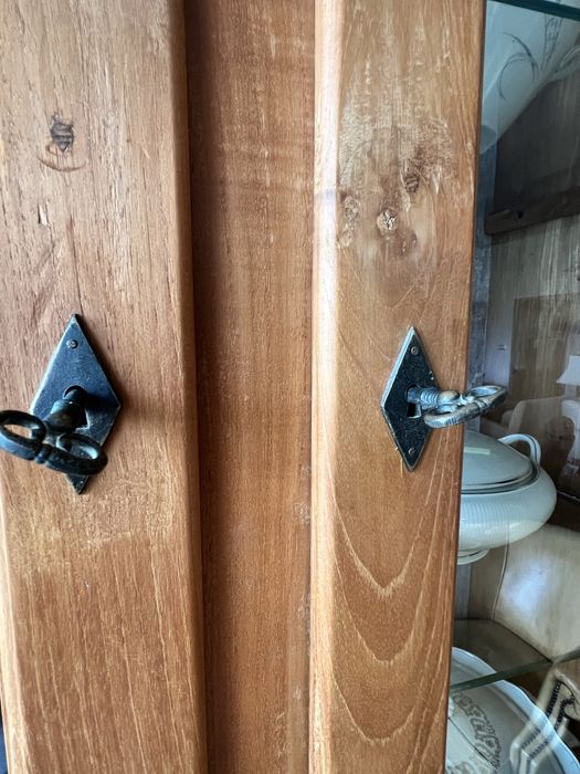 Kredens witryna kolonialna z egzotycznego drewna tekowego