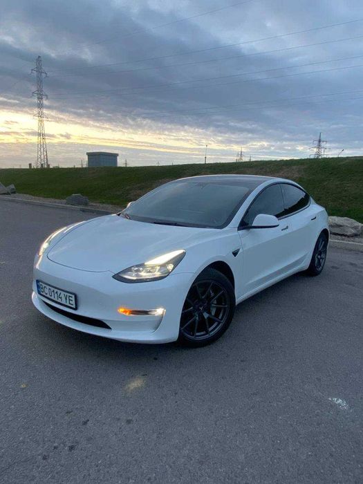Tesla Model 3 Standard Range