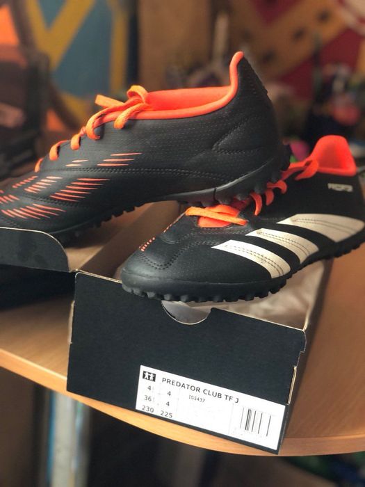 Дитяче взуття для футболу(сороконожки)