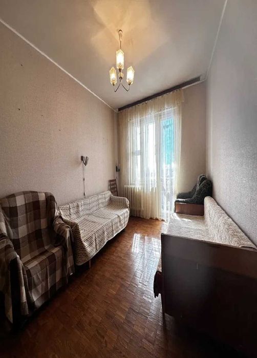 Продам 1 из. кв. Аэрокосмический пр. (404937)