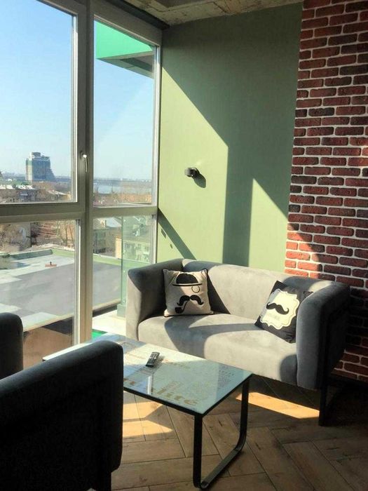 Продам 3-кімнатну квартиру бізнес-класу, 66 м², у ЖК «Дельмар» (центр)