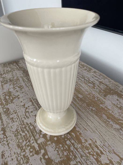 Angielski wazon Wedgwood 22 cm sliczny