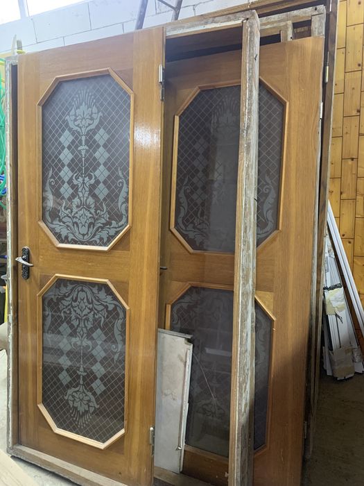 Продам міжкімнатні двері
