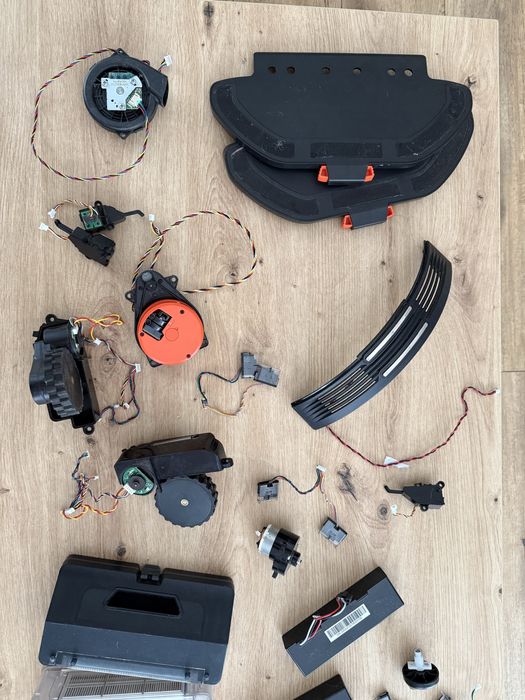 Stacja ładująca i inne części Xiaomi Robot Vacum