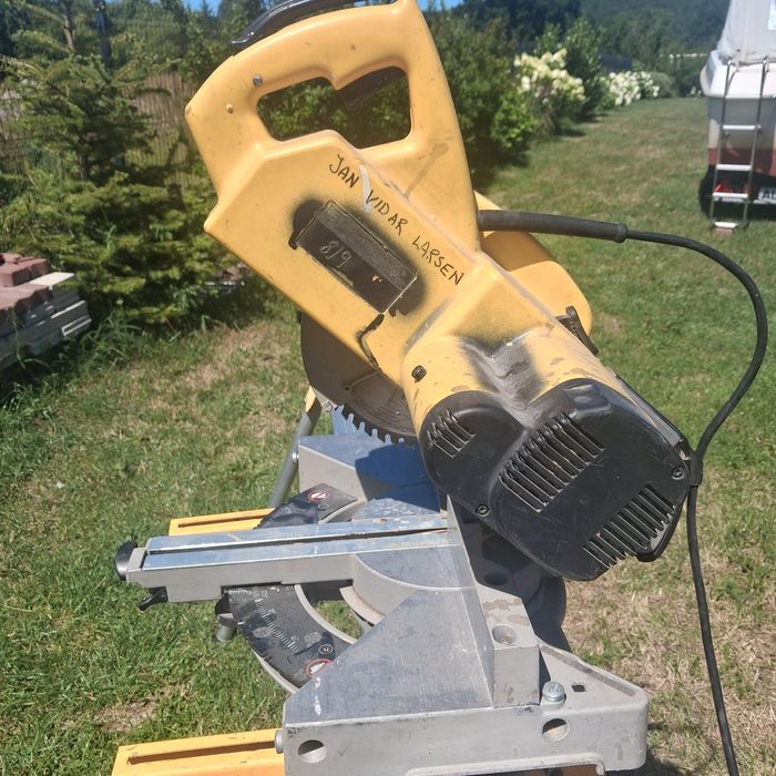 Dewalt dw707 ukośnica piła tarczowa