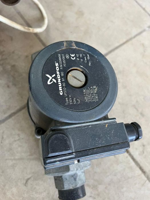 Насос Grundfos UPS 32-80 N1 180.