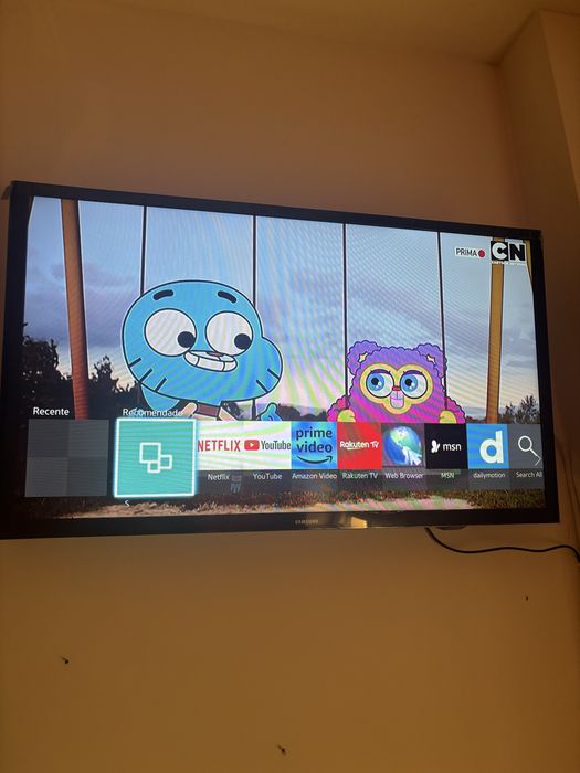 Samsung Smart TV 32” UE32J4500AW Como Nova | Comando Original + Suporte de Parede