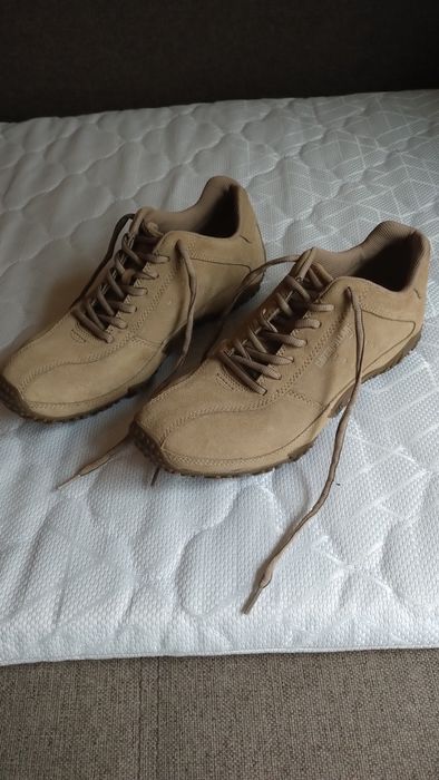 Нові кросівки Caterpillar 45р.