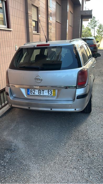 Vendo opel caravam 2006