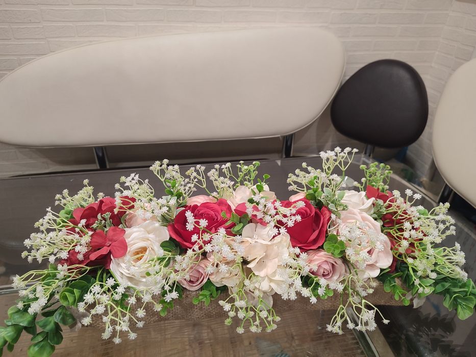 Квіткова композиція на стіл, декорація весілля, квітковий декор