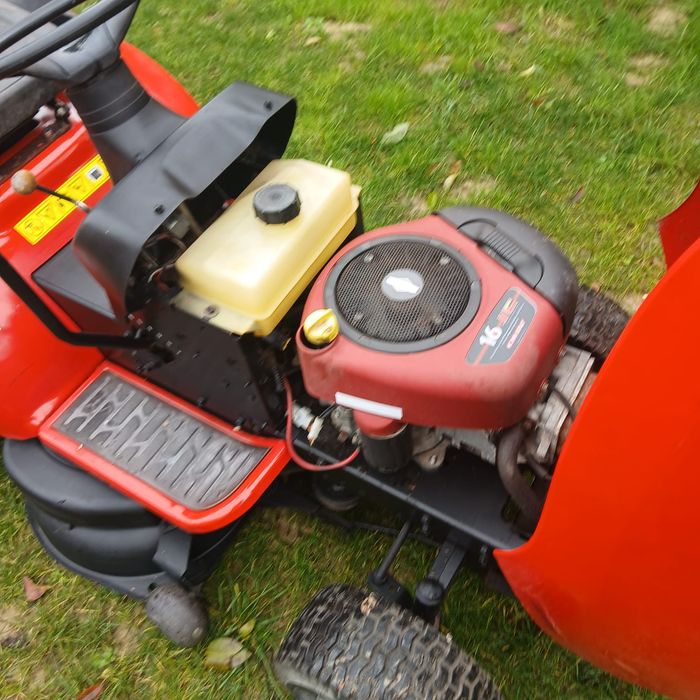 Trator Jonsered 16cv