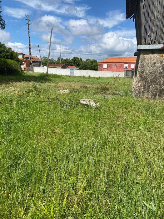 Terreno para construção e rustica perto da zona Industrial de Fiães