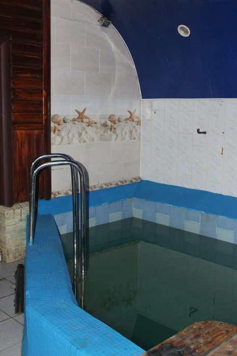 Сауна з басейном цілодобово