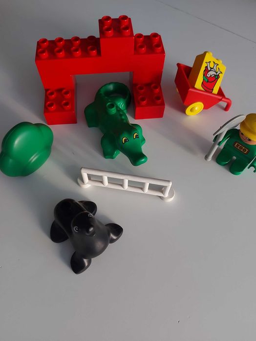 LEGOS DUPLOS - PARA CRIANÇAS ou COLECIONADORES