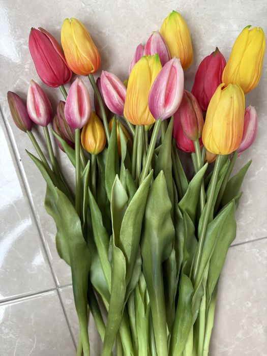 Tulipas artificiais