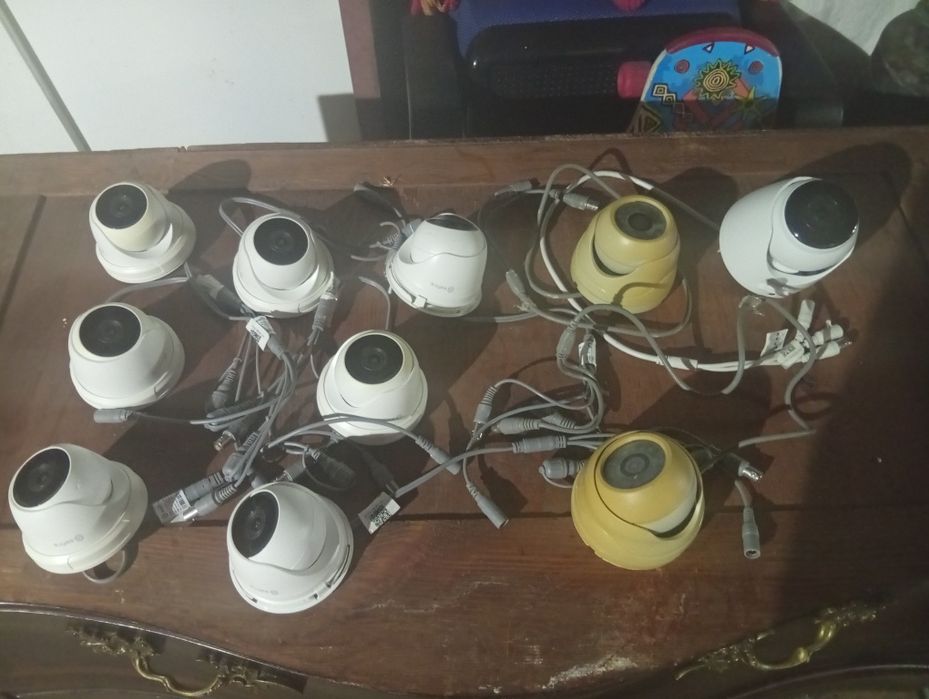 Lote de câmeras de segurança