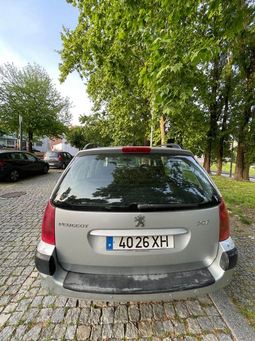 Peugeot 307 1.4 16V Navtech (2003) – IUC Pago e Óleo Trocado